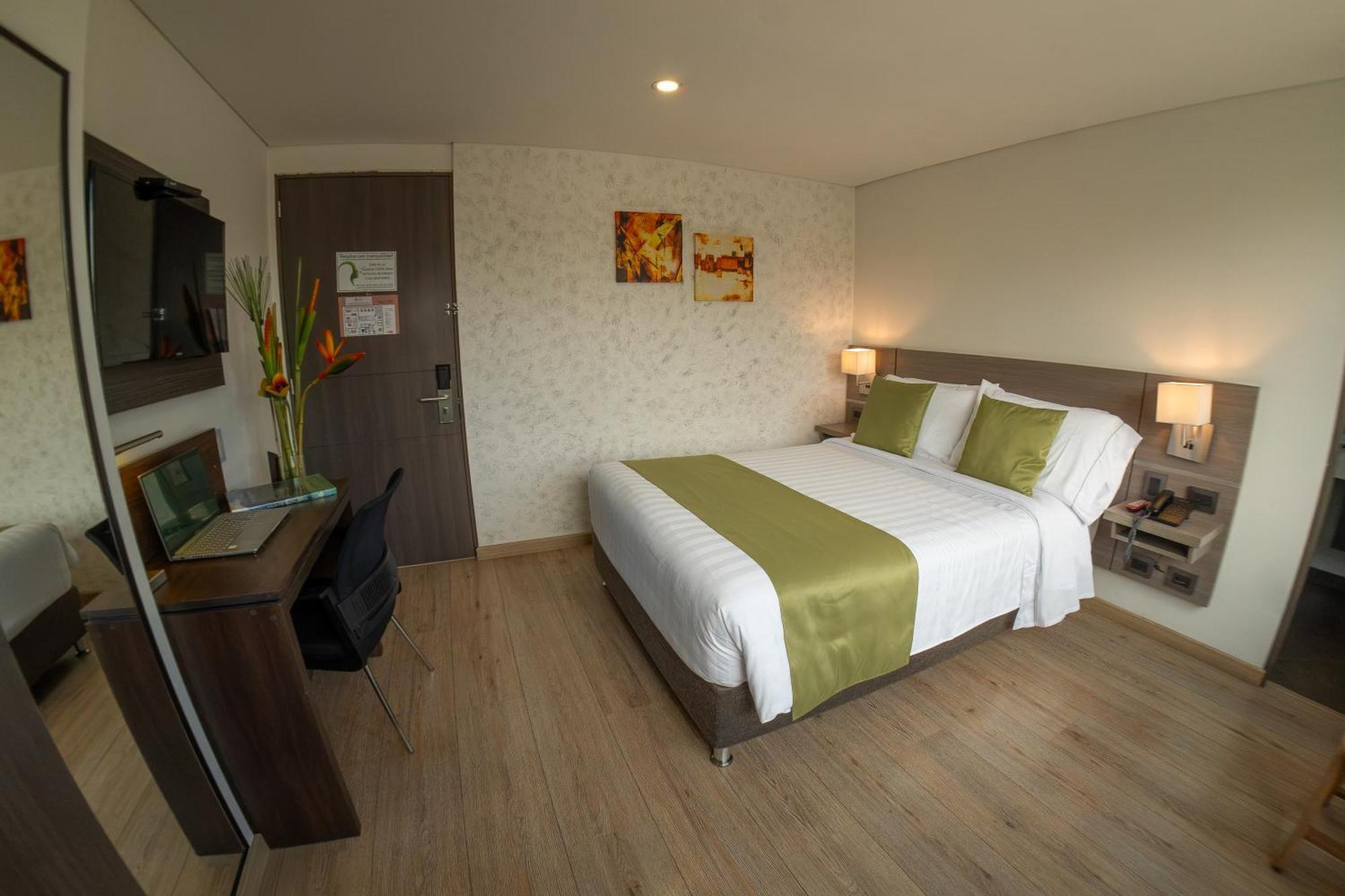 Sm Grand Hotel, Bogota